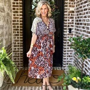 Cabi Escape Dress #5952 Size Small
Leopard Print Midi Dress